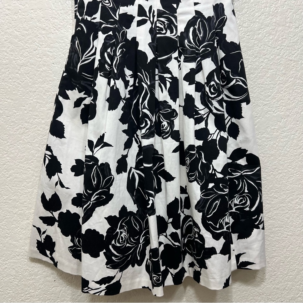 White House Black Market White Black Floral Sleeveless Dress Size 6 - Picture 6 of 11